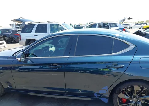 2022 Genesis G70 3.3T Rwd z USA, uszkodzony, nr VIN KMTG54TE4NU099048